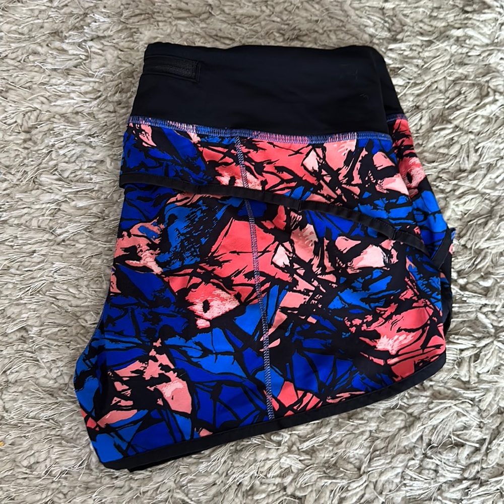 Lululemon athletic shorts with fun pattern